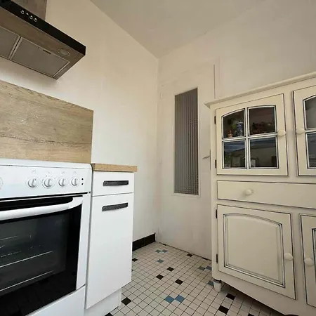 Villa Situation Au Calme, A 300m De La Spo000-189
